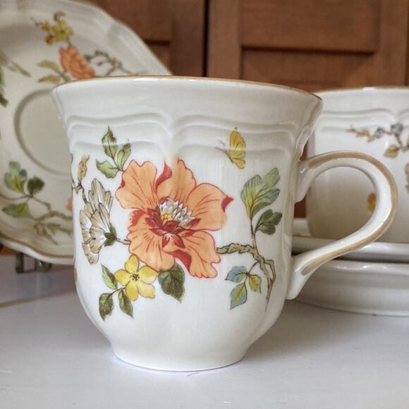 Vintage Mikasa “Olde Tapestry” Cups & Saucers, Service for 3 - Picture 2 of 13